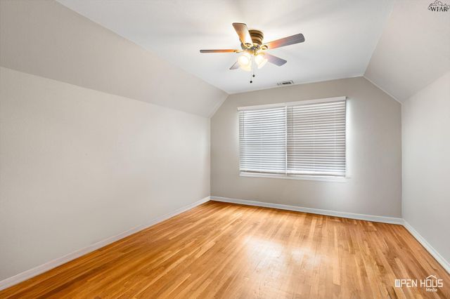 711 W REBECCA AVENUE, Iowa Park, TX 76367