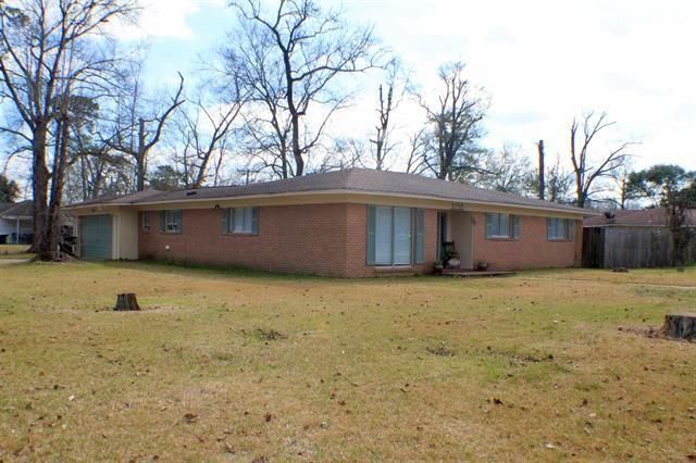 3250 Minglewood Drive, Beaumont, TX 77703