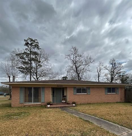 3250 Minglewood Drive, Beaumont, TX 77703