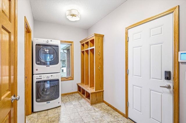 15042 Raven Street NW, Andover, MN 55304