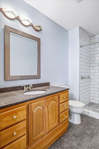 15042 Raven Street NW, Andover, MN 55304