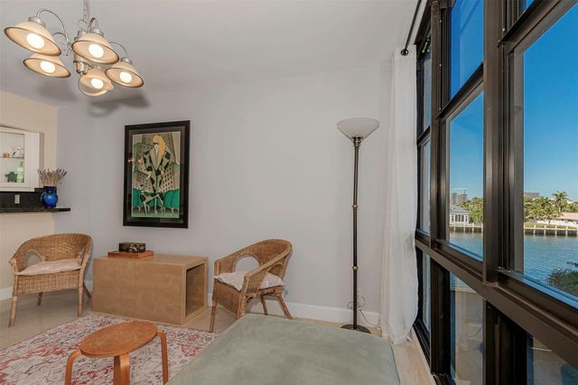 2017 S Ocean Drive 307, Hallandale Beach, FL 33009