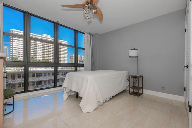 2017 S Ocean Drive 307, Hallandale Beach, FL 33009