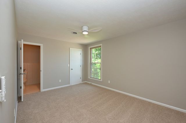 102 Ash Ct, Ashland City, TN 37015