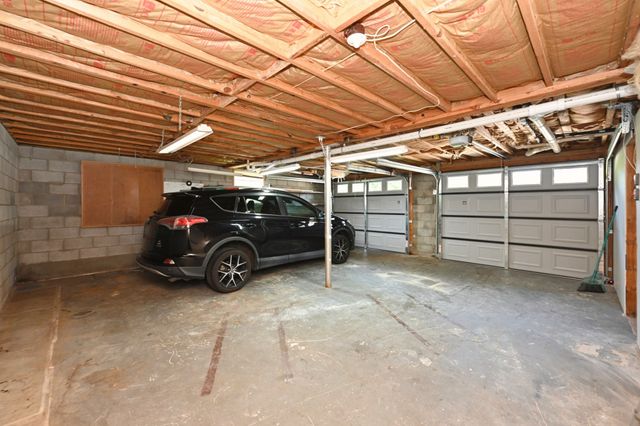 102 Ash Ct, Ashland City, TN 37015