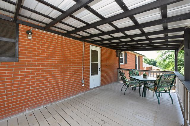 102 Ash Ct, Ashland City, TN 37015