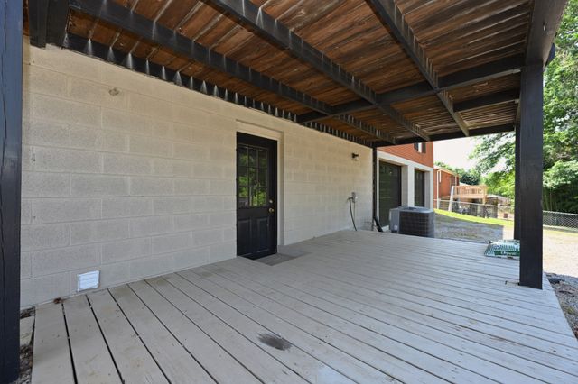102 Ash Ct, Ashland City, TN 37015