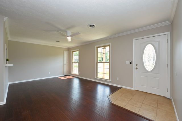 102 Ash Ct, Ashland City, TN 37015