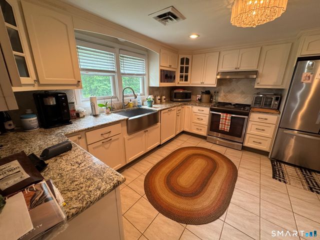 779 Matson Hill Road, Glastonbury, CT 06073