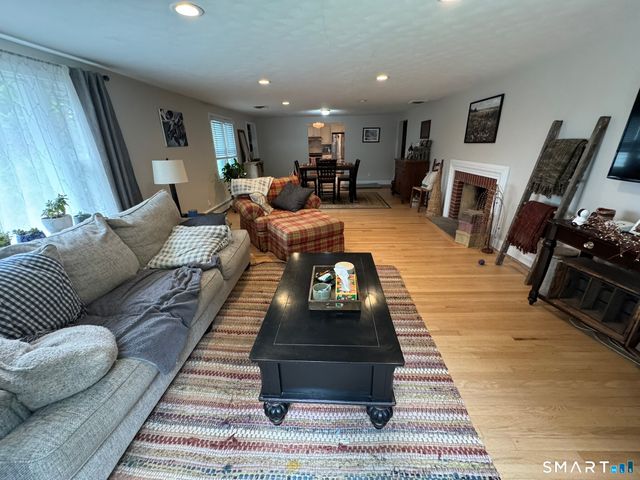 779 Matson Hill Road, Glastonbury, CT 06073