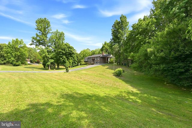 1108 E PATUXENT DR, La Plata, MD 20646