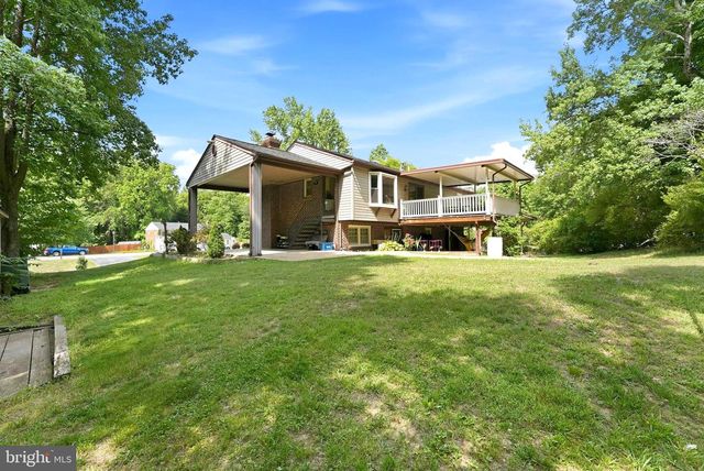 1108 E PATUXENT DR, La Plata, MD 20646