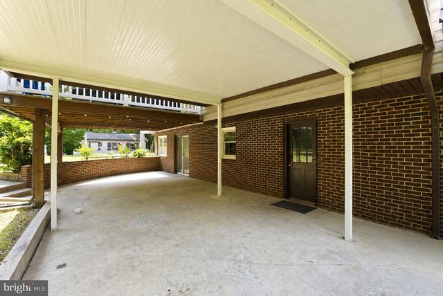 1108 E PATUXENT DR, La Plata, MD 20646
