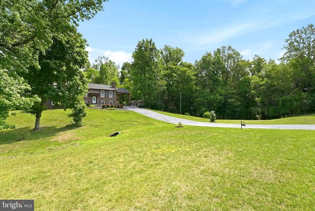 1108 E PATUXENT DR, La Plata, MD 20646
