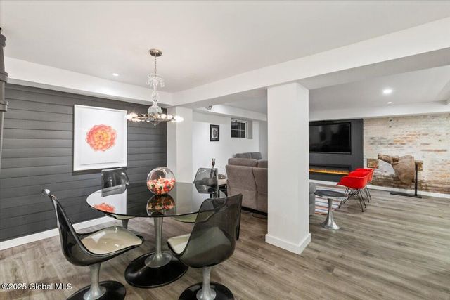 670 Western Avenue, Albany, NY 12203