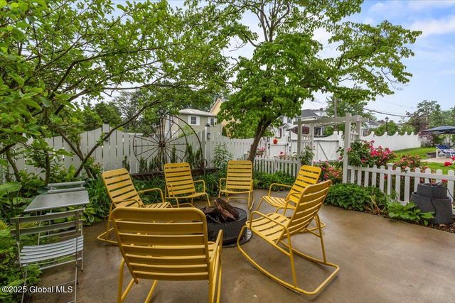 670 Western Avenue, Albany, NY 12203