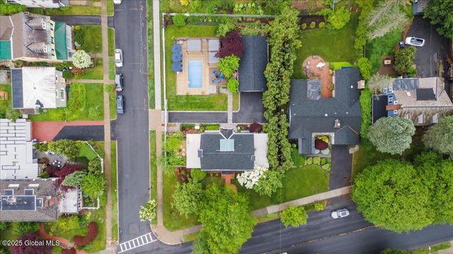 670 Western Avenue, Albany, NY 12203