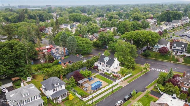 670 Western Avenue, Albany, NY 12203