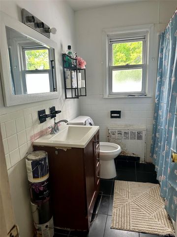 224 Park Avenue, Roosevelt, NY 11575