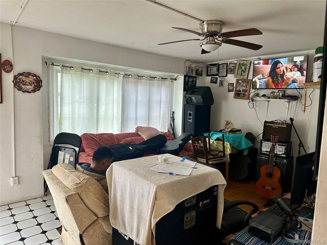 224 Park Avenue, Roosevelt, NY 11575