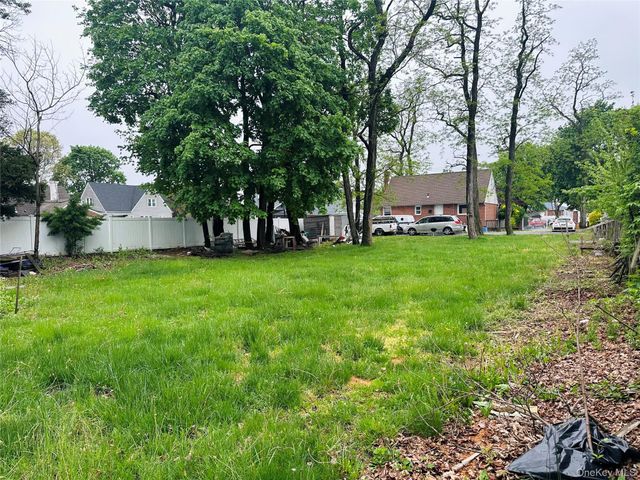 224 Park Avenue, Roosevelt, NY 11575