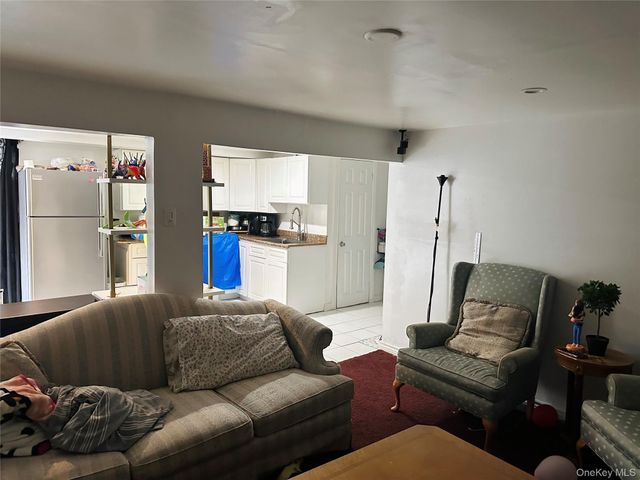 224 Park Avenue, Roosevelt, NY 11575