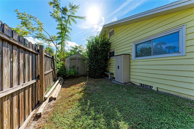 2349 HYDE PARK STREET, Sarasota, FL 34239