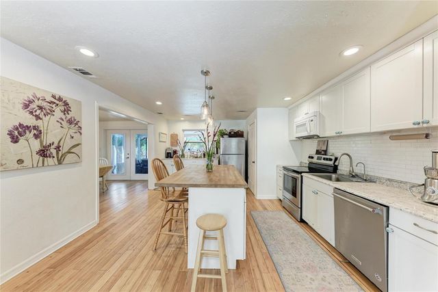 2349 HYDE PARK STREET, Sarasota, FL 34239