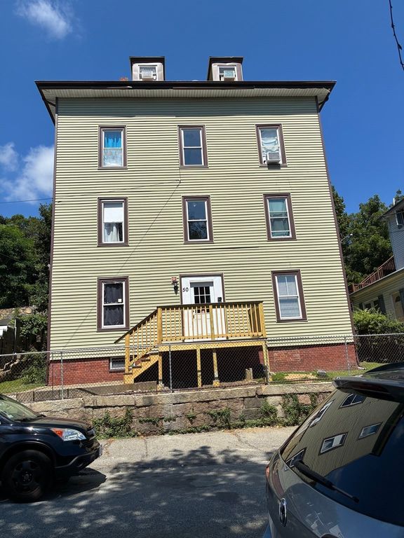50 Taylor Street U1R, Gloucester, MA 01930