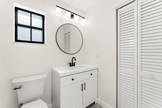 5310 Echo Pines Circle E, Fort Pierce, FL 34951