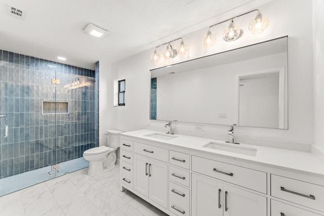 5310 Echo Pines Circle E, Fort Pierce, FL 34951