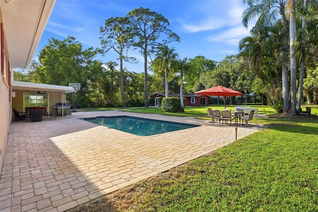 13355 PARK BOULEVARD, Seminole, FL 33776