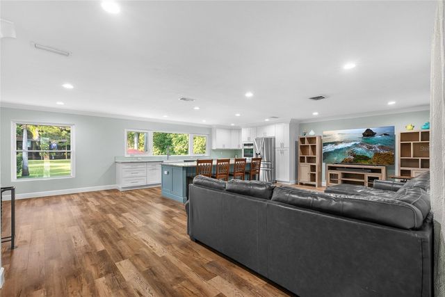 13355 PARK BOULEVARD, Seminole, FL 33776