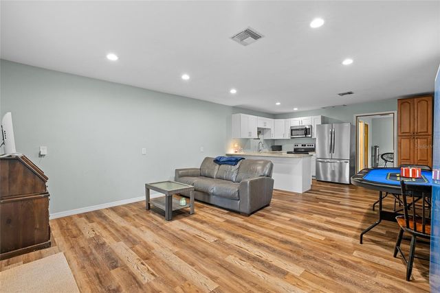 13355 PARK BOULEVARD, Seminole, FL 33776