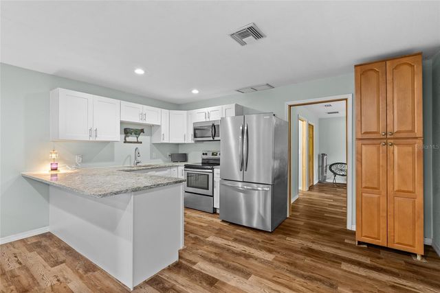 13355 PARK BOULEVARD, Seminole, FL 33776