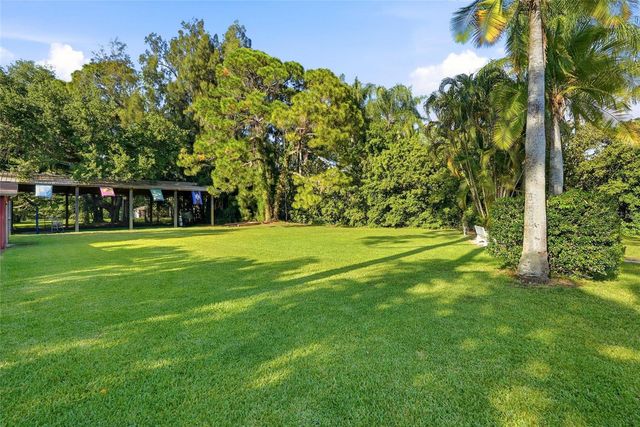 13355 PARK BOULEVARD, Seminole, FL 33776