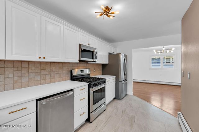 76 Mount Fairweather Lane, Toms River, NJ 08753