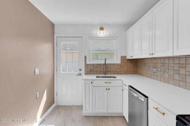 76 Mount Fairweather Lane, Toms River, NJ 08753
