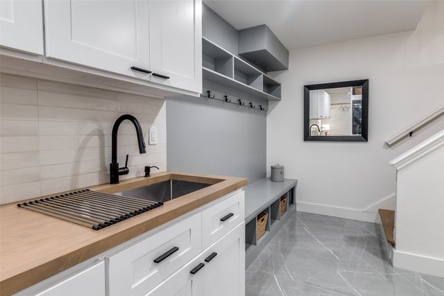 3503 Dickason Avenue B, Dallas, TX 75219