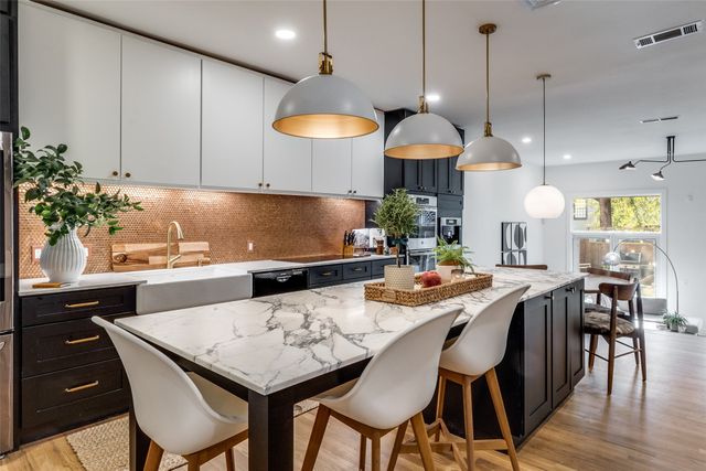 3503 Dickason Avenue B, Dallas, TX 75219