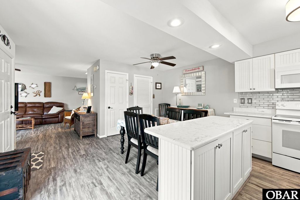Image 13 of property listing at 1303 Swordfish Way Unit 1303, Kitty Hawk, NC 27949