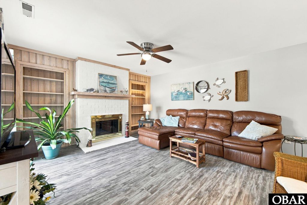 Image 20 of property listing at 1303 Swordfish Way Unit 1303, Kitty Hawk, NC 27949