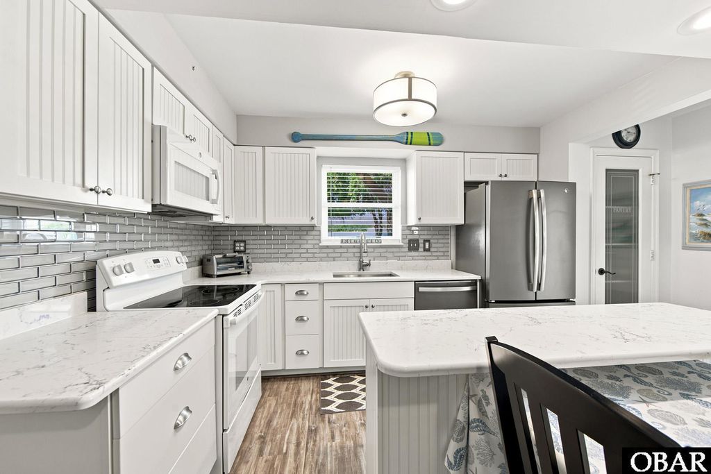 Image 7 of property listing at 1303 Swordfish Way Unit 1303, Kitty Hawk, NC 27949
