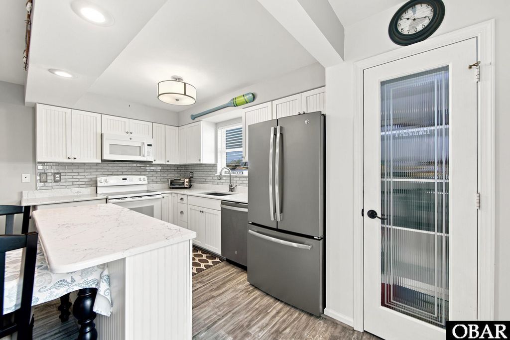 Image 8 of property listing at 1303 Swordfish Way Unit 1303, Kitty Hawk, NC 27949