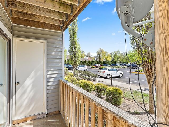 1913 ravens crest Drive, Plainsboro, NJ 08536