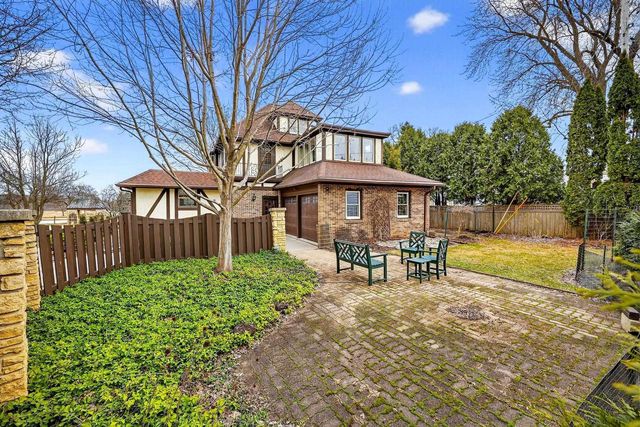 4002 Manitou Way, Madison, WI 53711