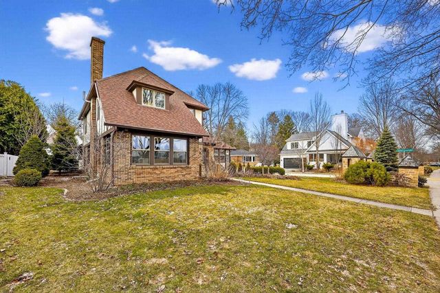 4002 Manitou Way, Madison, WI 53711