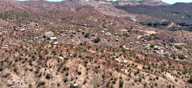 32 W Decker Canyon Road, Lake Elsinore, CA 92530