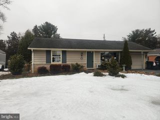 2707 KIMBERLY RD, Lancaster, PA 17603