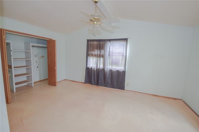 800 Brown St, George West, TX 78022